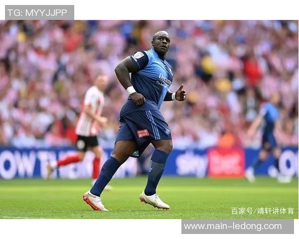 黑猫桑德兰球迷在老特拉福德成功捕鼠引发热议