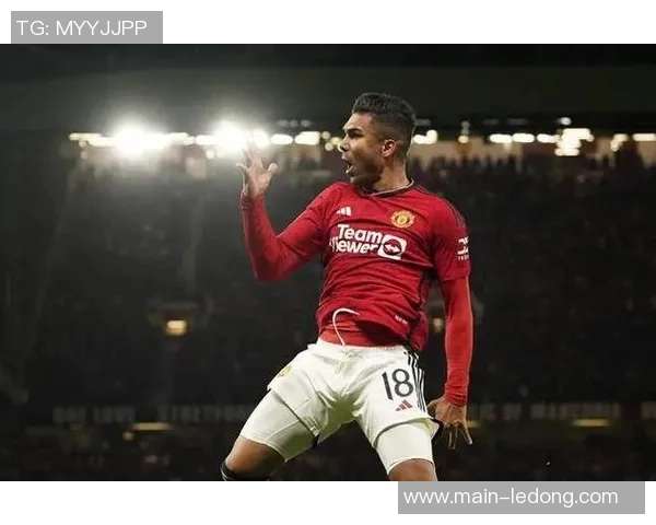 锁喉行为引争议卡塞米罗直红对手却未受罚达洛黄牌背后真相解析 锁喉行为引争议卡塞米罗直红对手却未受罚达洛黄牌背后真相解析