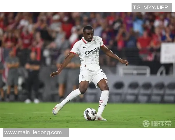 斯基拉透露奇克拒绝多家俱乐部报价决心留在米兰续约谈判顺利进行 斯基拉透露奇克拒绝多家俱乐部报价决心留在米兰续约谈判顺利进行