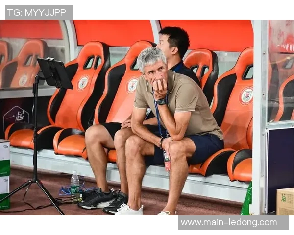 北京国安一线队教练团队迎来新成员费利佩安德鲁汉斯正式加盟